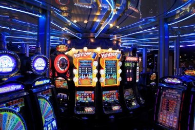 serbajitu login dashboard with game categories and live tables